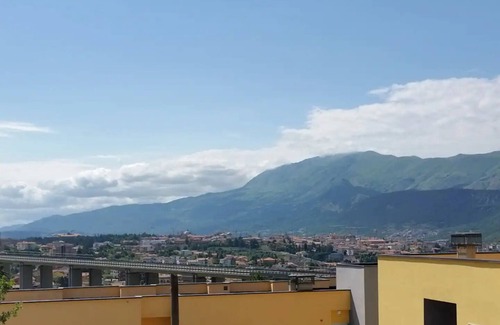 L'Aquila Apartment | Mountain View