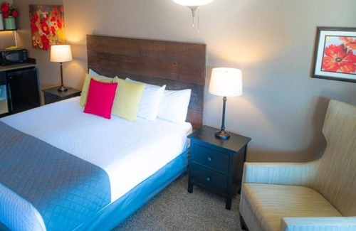 Wapato Point Hotel | Mountain View Lodge and Resort