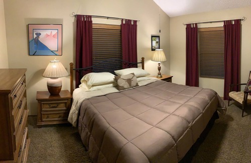 Barksdale Cabin | Mountain View Lodge- Riverfront 23-Acre Ranch