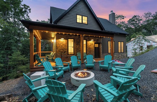 Massanutten House | Mountain Views, GameRoom, HotTub MiniGolf, FirePit