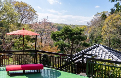 Hachioji House | Mountain views with views, spots healed by nature