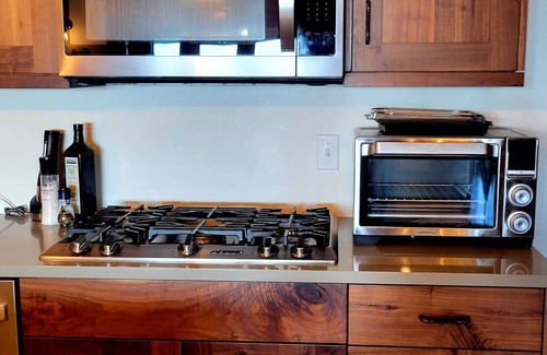 Wenatchee House | Mountain Villa w/view Skiing Fast Fiber Internet