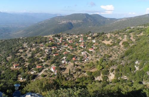 Oichalia Apartment | Mountainescape- sale