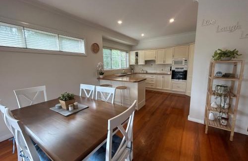 Bowral House | Mountains Reach