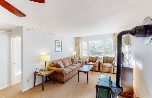 Stowe Area Apartment | Mountainside Resort III