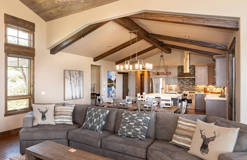 Granby House | Mountainside Vista - Luxury Home with Stunning Views - Ski In/Ski Out!