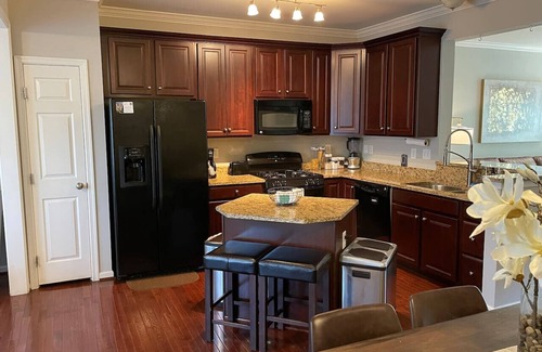 Charlottesville House | Mountainview Master Suite