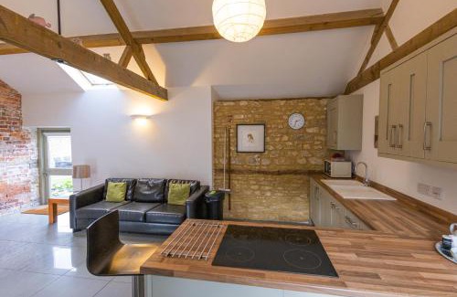 Towcester House | Mouse House at Tove Valley Cottages