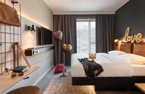 Outer Neustadt Hotel | Moxy Dresden Neustadt