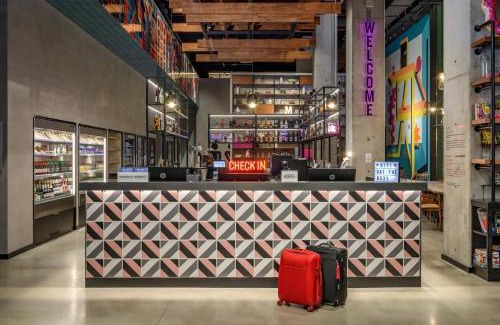 Parque das Nacoes Hotel | Moxy Lisboa Oriente
