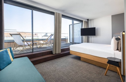 Sao Jorge de Arroios Hotel | Moxy Lisbon City