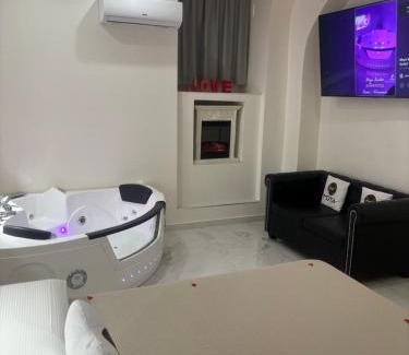 Flaminio Apartment | Moya Suites 2 - SPA in Camera