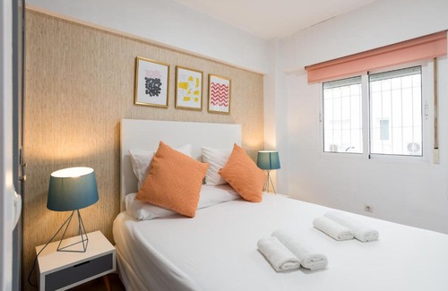 La Malagueta Apartment | MP7 Renovated apartment right on the beach 700 meters away from Old Town