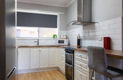 Bright Apartment | Mrs Brightside - Tucked away in a quiet side street, Mrs. Brightside's location is sure to impress.