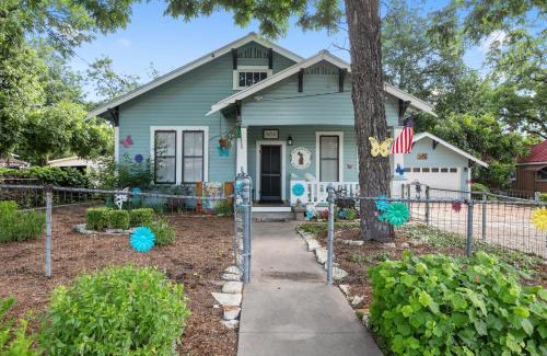 Fredericksburg House | Ms Bunnys Bungalow