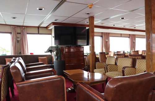 Vienna Boat Rental | Ms Diana Hotel - Cruises