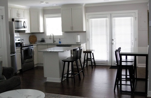 Starkville Condo | MSU Campus Condo: Mississippi State, Steps from MSU, Dudy Noble! Freshly updated!