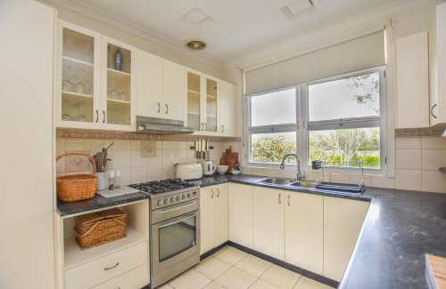 Ovens House | Mt Buffalo Views