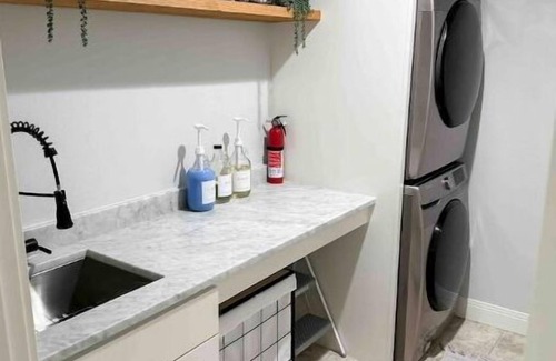 Carver House | Mt Hood Luxury Home with Hot tub Game room & More