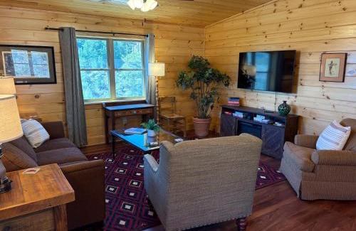 Summerhaven Cabin | Mt. Lemmon Lodge