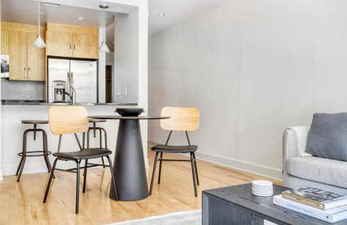 Mount Vernon Triangle Apartment | Mt Vernon 1BR w Pool WD Gym nr Chinatown WDC-541