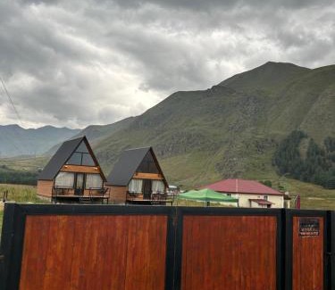 Kazbegi Apartment | MTISGULI Cottages