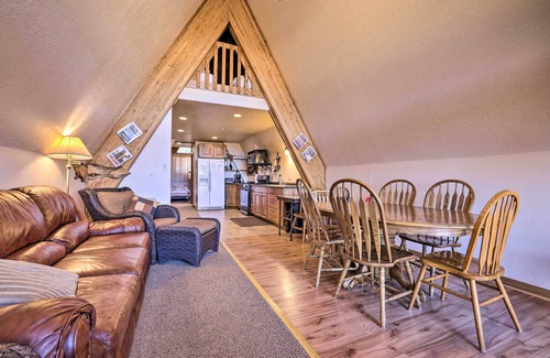 Long Valley Junction Cottage | Mtn Cabin Between Bryce Canyon & Zion Nat'l Parks!