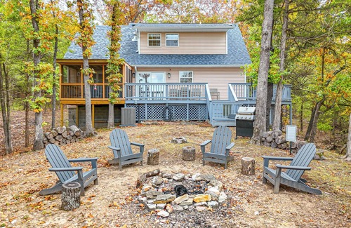 Eureka Springs House | Mtn Views & Fire Pit: Eureka Springs Home