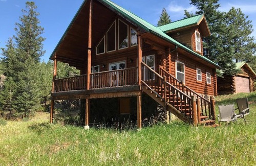 Drake Cabin | Mtn Views!