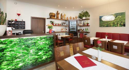 Nordheim House | Muellers Weingut und Weinstube im Auerberg