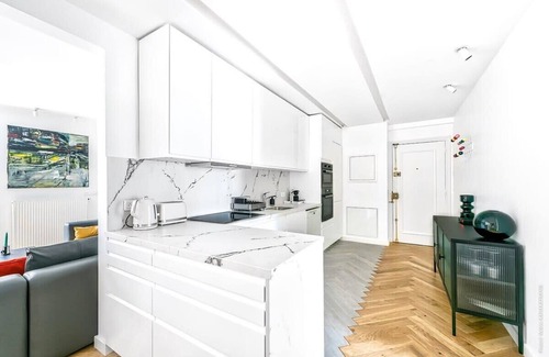Porte-Dauphine Apartment | Muette - Faisanderie 1bdr by B'Your Home