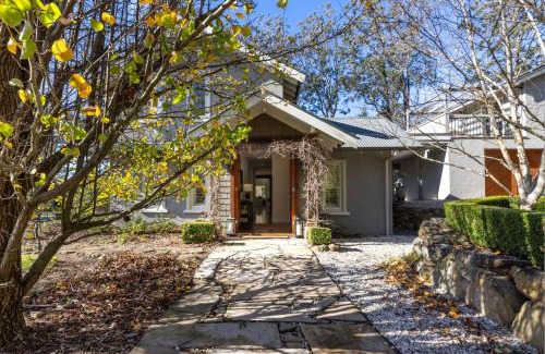 Bellawongarah House | Mulgrave House and Cottage - By Latitude South Coast