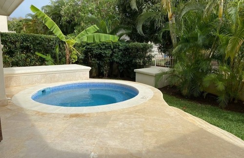 Mullins House | Mullins. St Peter. Stunning Villa. 5 minutes from Mullins Beach