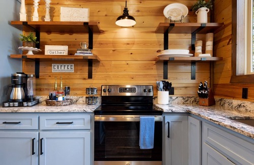 Broken Bow Cabin | Multi-Day Discounts! Zipline Arcade Firepit HotTub