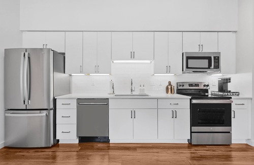 Edgehill Condo | Music Row Bungalow - In the heart of Music City!