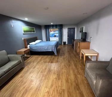 Southside Hotel | Mustang Inn and Suites