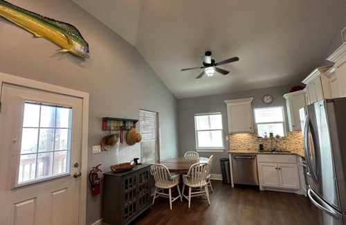 Port Aransas House | Mustang Island Beach Side Sanctuary EV Charger