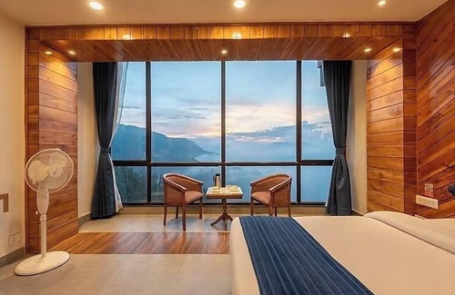 Mussoorie Hotel | MV Acosta by Lawrence hotels