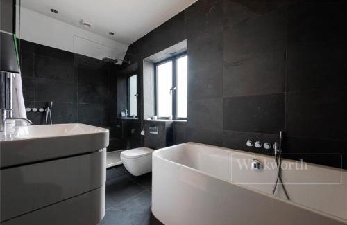 Brondesbury Park House | Mve