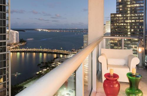Downtown Miami Apartment | MVR - Oceanfront Corner Balcony Luxe SPA