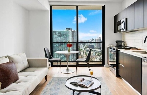 Downtown Miami Apartment | MVR - Stay Above It All in Stylish Studio