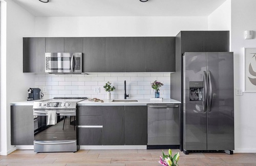 Downtown Miami Apartment | MVR - Studio with Prime Views & 5-Star Style