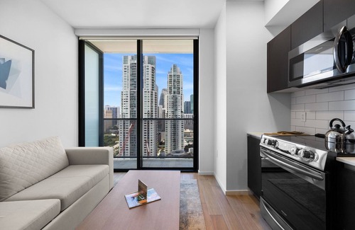 Downtown Miami Apartment | MVR - Studio with Prime Views & 5-Star Style