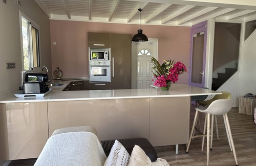Le Lamentin House | MWoodSuite, Villa de Prestige 4⭐️ - Private pool - Central & Coquet