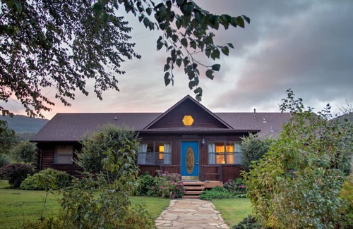Parthenon Cabin | My Blue Heaven Cabin. Little Buffalo River access. A stargazer's delight!
