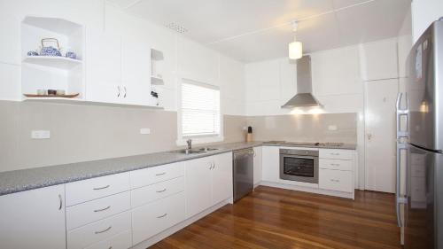 North Creek House | My Blue Heaven - Dog Friendly
