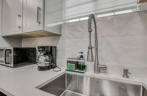 El Paso Apartment | My Cozy Duplex B in the heart of West Side