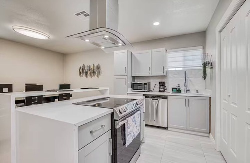 El Paso House | My Cozy Duplex “B” in the heart of West Side