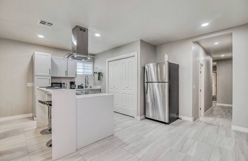 El Paso House | My Cozy Duplex “B” in the heart of West Side