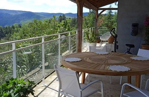 Saint-Vincent-d'Olargues House | My home the Little Tree of Friendship